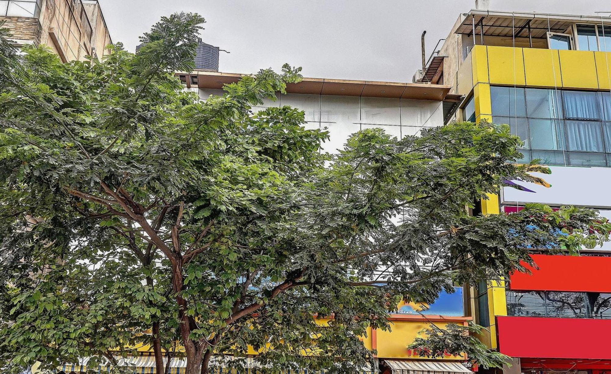 Collection O Vijaya Lakshmi Residency Near Ragigudda Sri Prasanna Anjaneyaswamy Temple Otel Bangalore Dış mekan fotoğraf